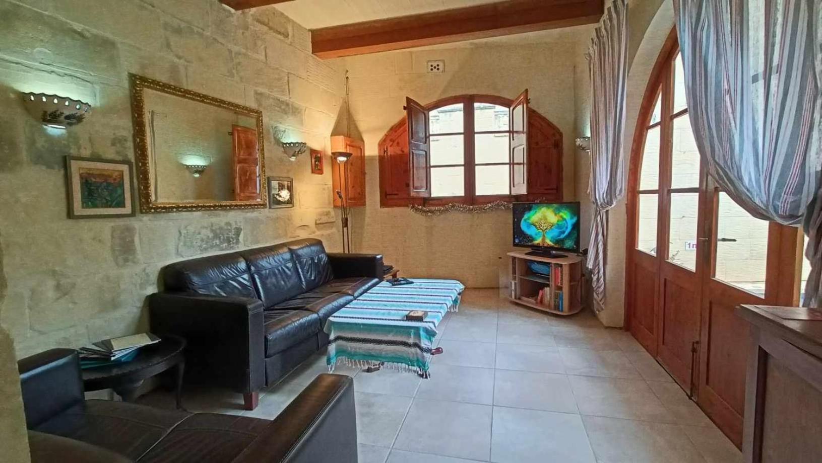 Arthome - Guest Rooms Għarb Zewnętrze zdjęcie